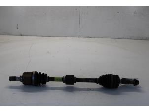 Usados Eje de transmisión izquierda delante Hyundai i20 (GBB) 1.0 T-GDI 100 12V Precio € 90,00 Norma de margen ofrecido por Gebr Opdam B.V.