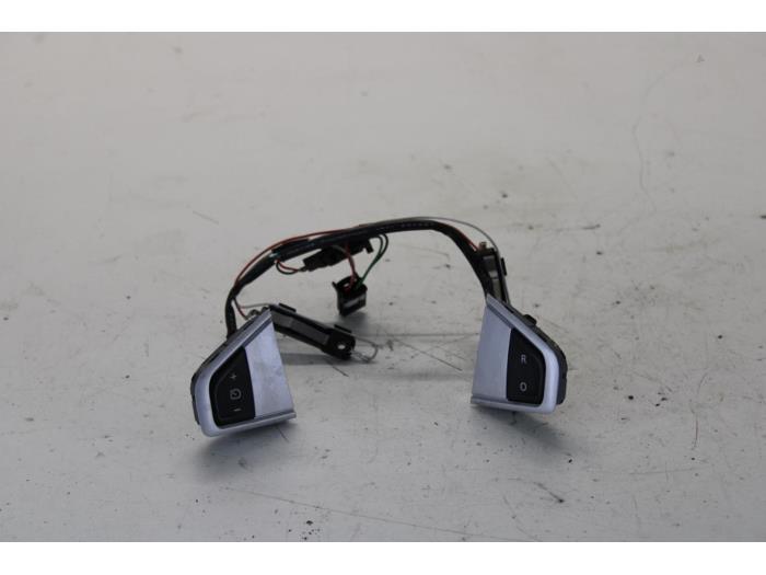 Używane Obsluga tempomatu Renault Megane III Grandtour (KZ) 1.5 dCi 110 Cena na żądanie oferowane przez Gebr Opdam B.V.