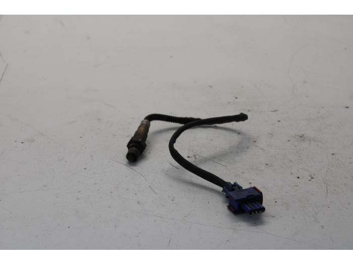 Używane Sonda lambda Peugeot 206 CC (2D) 1.6 16V Cena € 26,00 Procedura marży oferowane przez Gebr Opdam B.V.