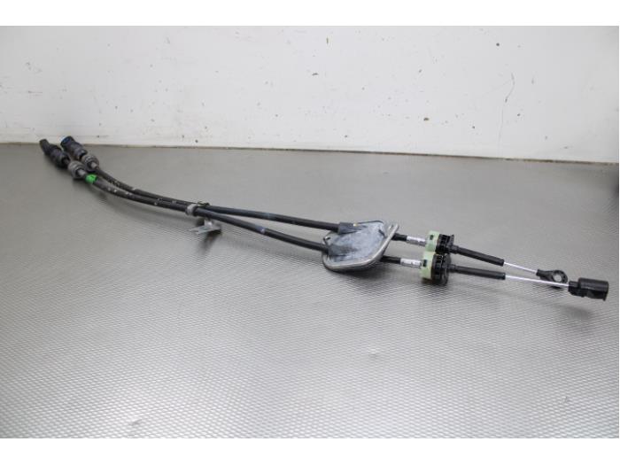 Gearbox shift cable from a Peugeot 108 1.0 12V 2017