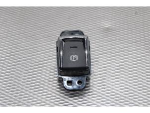 Used Parking brake switch Nissan Qashqai (J11) 1.6 dCi Price on request offered by Gebr Opdam B.V.