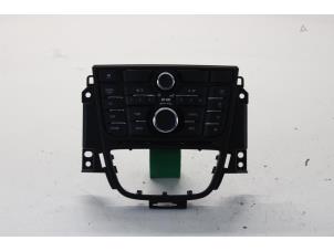 Used Radio control panel Opel Astra Price on request offered by Gebr Opdam B.V.
