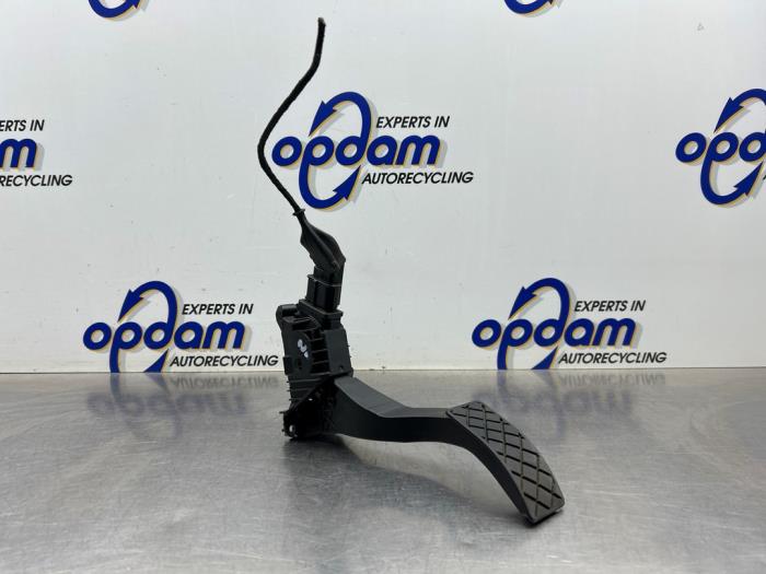 Begagnade Gaspedalsensor Volkswagen Golf VII (AUA) 1.4 TSI 16V Pris € 30,00 Marginaltabell erbjuds av Gebr Opdam B.V.