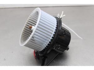 Used Heating and ventilation fan motor Mercedes Vito (447.6) 1.6 111 CDI 16V Price € 50,00 Margin scheme offered by Gebr Opdam B.V.