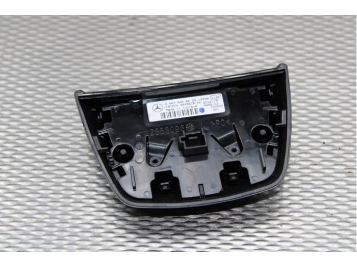 Begagnade PDC-modul Mercedes Vito (447.6) 1.6 111 CDI 16V Pris på förfrågan erbjuds av Gebr Opdam B.V.