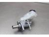 Master cylinder from a Volvo V60 I (FW/GW), 2010 / 2018 2.0 D4 16V, Combi/o, Diesel, 1.969cc, 133kW (181pk), FWD, D4204T5, 2013-10 / 2015-12, FW73 2014