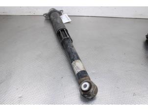 Used Rear shock absorber rod, left Seat Leon (5FB) 1.6 TDI Ecomotive 16V Price € 30,00 Margin scheme offered by Gebr Opdam B.V.