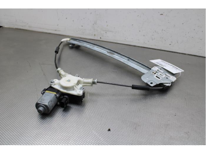 Window mechanism 4-door, front right from a Kia Picanto (TA) 1.0 12V 2014