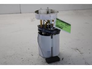 Usados Bomba de gasolina Seat Ibiza IV SC (6J1) 1.4 16V Precio € 50,00 Norma de margen ofrecido por Gebr Opdam B.V.