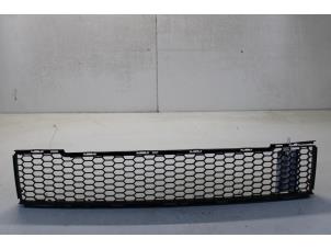 Used Bumper grille Fiat 500 (312) 0.9 TwinAir 85 Price on request offered by Gebr Opdam B.V.