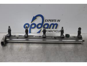 Used Injector (petrol injection) Volvo S40 (MS) 2.5 T5 20V Price on request offered by Gebr Opdam B.V.
