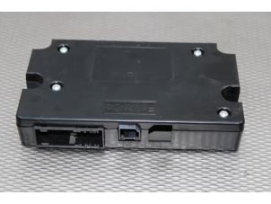 Używane Jednostka multimedialna Ford Kuga II (DM2) 2.0 TDCi 16V 150 Cena na żądanie oferowane przez Gebr Opdam B.V.