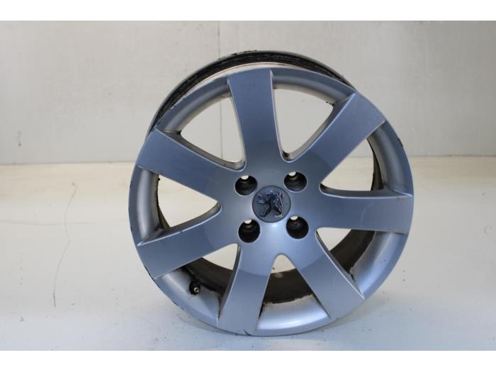 Set of sports wheels from a Peugeot 308 2012