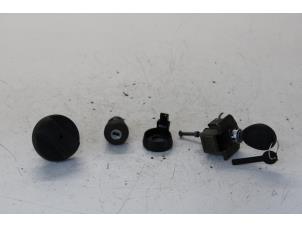 Used Set of cylinder locks (complete) Mini Mini Cooper S (R53) 1.6 16V Price € 75,00 Margin scheme offered by Gebr Opdam B.V.