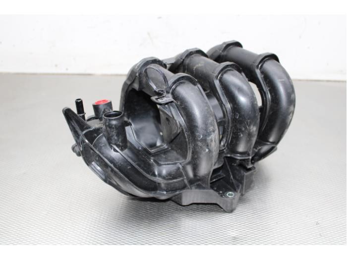 Używane Kolektor dolotowy Ford Fiesta 6 (JA8) 1.0 Ti-VCT 12V 65 Cena na żądanie oferowane przez Gebr Opdam B.V.