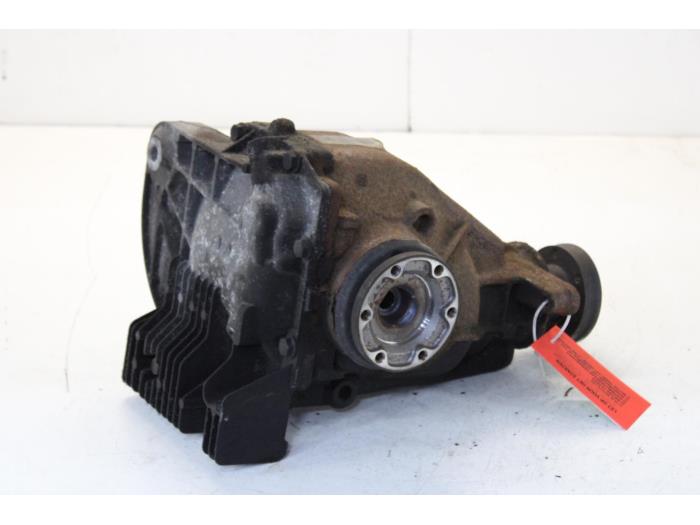 Gebrauchte Differential hinten BMW 5 serie (E60) 545i 32V Preis € 552,00 Margenregelung angeboten von Gebr Opdam B.V.