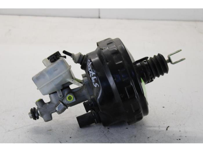 Usagé Servo frein Mercedes C Combi (S203) 2.7 C-270 CDI 20V Prix € 25,00 Règlement à la marge proposé par Gebr Opdam B.V.