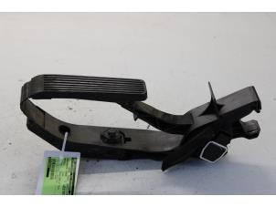Used Throttle pedal position sensor Mercedes C Combi (S203) 2.7 C-270 CDI 20V Price on request offered by Gebr Opdam B.V.