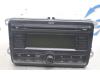 Radio d'un Skoda Fabia II (5J), 2006 / 2014 1.2i 12V, Berline avec hayon arrière, 4 portes, Essence, 1.198cc, 51kW (69pk), FWD, BZG, 2007-01 / 2009-03 2008