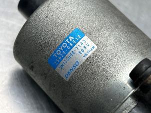 AGR Ventil van een Toyota Corolla Verso (R10/11) 2.2 D-4D 16V Cat Clean Power 2007
