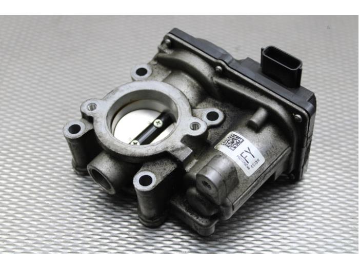 Usagé Boitier papillon Renault Captur I (2R) 0.9 Energy TCE 12V Prix € 26,00 Règlement à la marge proposé par Gebr Opdam B.V.