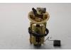 Electric fuel pump from a BMW 3 serie Compact (E46/5), 2001 / 2005 320td 16V, Hatchback, Diesel, 1.951cc, 110kW (150pk), RWD, M47D20; 204D4, 2001-09 / 2005-03, AT71 2003