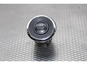 Usados Interruptores Start/Stop Nissan Pulsar (C13) 1.2 DIG-T 16V Precio de solicitud ofrecido por Gebr Opdam B.V.