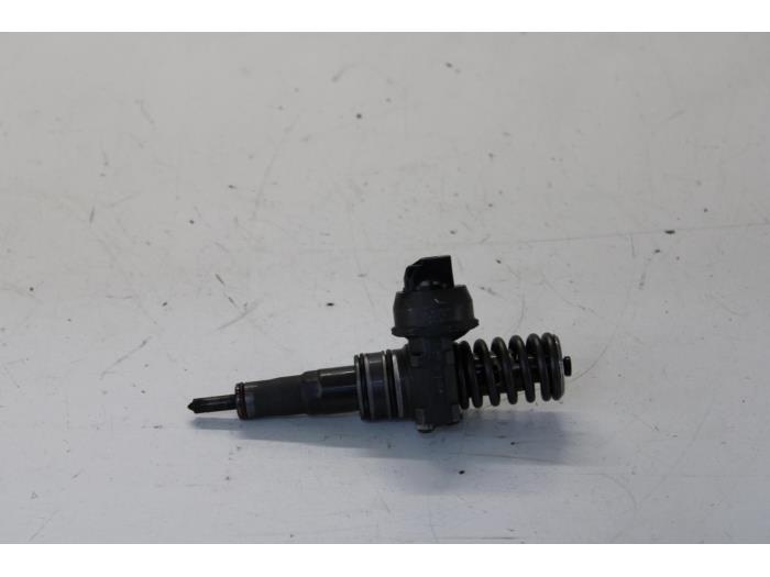 Usagé Injecteurs Volkswagen Polo IV (9N1/2/3) 1.4 TDI 70 Prix € 51,00 Règlement à la marge proposé par Gebr Opdam B.V.