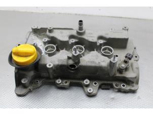 Used Rocker cover Renault Clio Price on request offered by Gebr Opdam B.V.