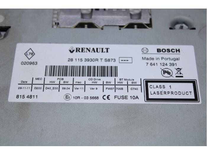 Reproductor de CD y radio de un Renault Espace (JK) 2.0 16V Turbo 2012