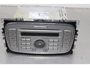 Usados Reproductor de CD y radio Ford Mondeo IV Wagon 2.0 TDCi 140 16V Precio € 100,00 Norma de margen ofrecido por Gebr Opdam B.V.