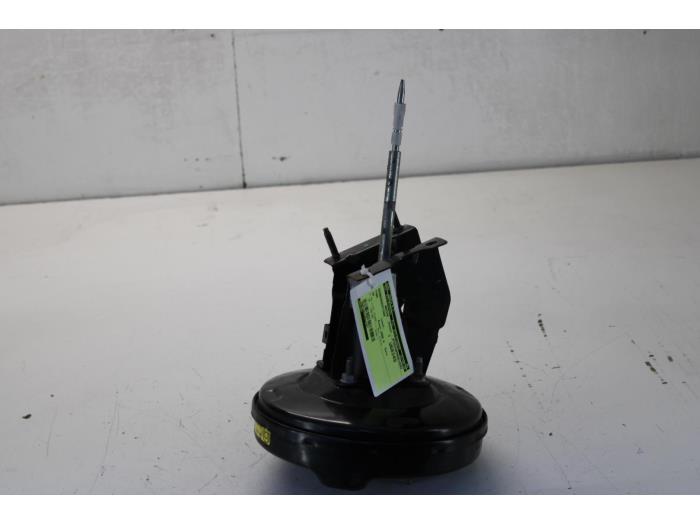 Usados Servofreno Ford Ka I 1.3i Precio € 30,00 Norma de margen ofrecido por Gebr Opdam B.V.