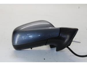 Used Wing mirror, right Peugeot 407 (6D) 2.0 16V Price € 60,00 Margin scheme offered by Gebr Opdam B.V.