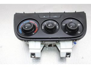 Usados Panel de control de calefacción Opel Combo 1.3 CDTI 16V ecoFlex Precio de solicitud ofrecido por Gebr Opdam B.V.