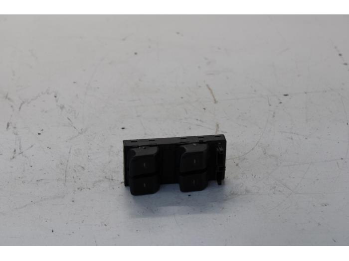 Usados Interruptor de ventanilla eléctrica Audi S5 Sportback (8TA) S5 3.0 TFSI V6 32V Precio de solicitud ofrecido por Gebr Opdam B.V.