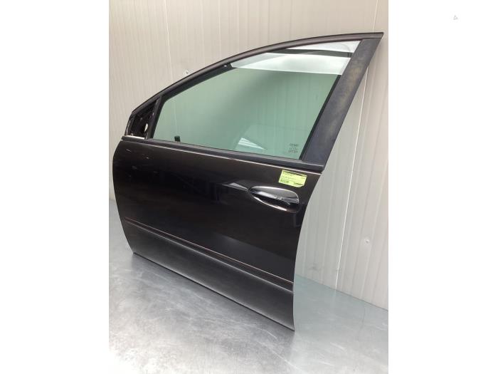 Tür 4-türig links vorne Fiat Croma 2.2 MPI 16V 742/A - XXXXX