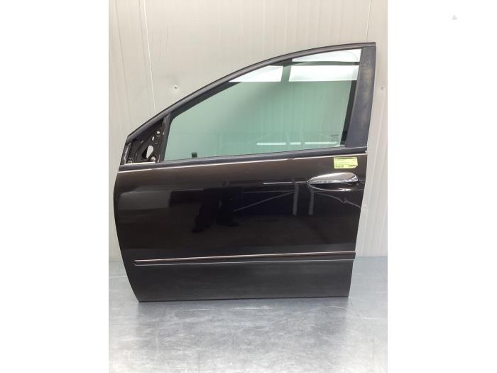 Tür 4-türig links vorne Fiat Croma 2.2 MPI 16V 742/A - XXXXX