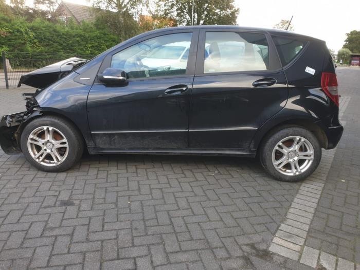 Engine Mercedes A (W169), 2004 / 2012 1.7 A-180, Hatchback, Petrol, 1.699cc, 85kW (116pk), FWD, M266940, 2009-04 / 2012-06, 169.032; 169.332 (Used)