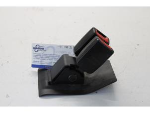 Used Rear seatbelt buckle, centre Mini Mini Cooper S (R53) 1.6 16V Price on request offered by Gebr Opdam B.V.