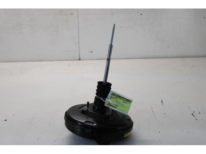Usados Servofreno Ford Ka I 1.3i Precio € 30,00 Norma de margen ofrecido por Gebr Opdam B.V.