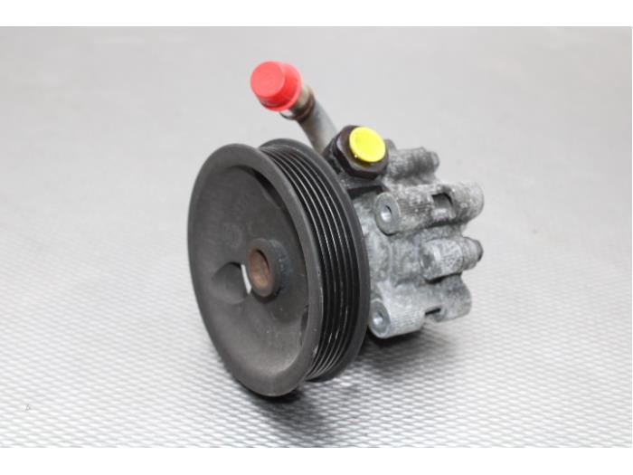 Usagé Pompe de direction Chrysler 300 C 3.5 V6 24V Prix sur demande proposé par Gebr Opdam B.V.