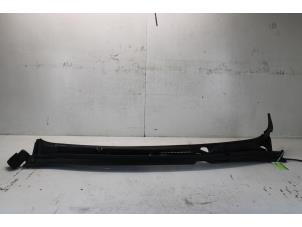 Used Cowl top grille Opel Karl 1.0 12V Price on request offered by Gebr Opdam B.V.