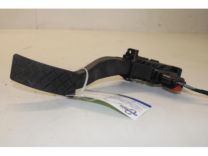 Gebrauchte Gaspedalposition Sensor Volkswagen Golf VII (AUA) 1.4 TSI 16V Preis auf Anfrage angeboten von Gebr Opdam B.V.