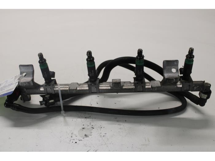 Usagé Système d'injection Ford Focus 1 1.6 16V Prix sur demande proposé par Gebr Opdam B.V.