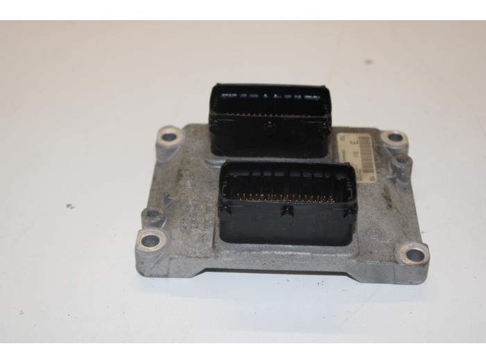 Used Engine management computer Fiat Stilo (192A/B) 2.4 20V Abarth 3-Drs. Price € 128,00 Margin scheme offered by Gebr Opdam B.V.