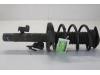 Front shock absorber rod, left from a Ford Focus C-Max, 2003 / 2007 1.6 16V, MPV, Petrol, 1,596cc, 74kW (101pk), FWD, HWDA; HWDB; EURO4, 2003-10 / 2007-03, DMW 2004