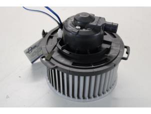Used Heating and ventilation fan motor Mazda 5 (CR19) 1.8i 16V Price € 35,00 Margin scheme offered by Gebr Opdam B.V.