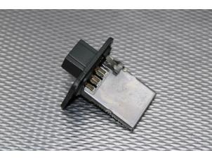 Used Heater resistor Hyundai H-300 2.5 CRDi Price € 20,00 Margin scheme offered by Gebr Opdam B.V.