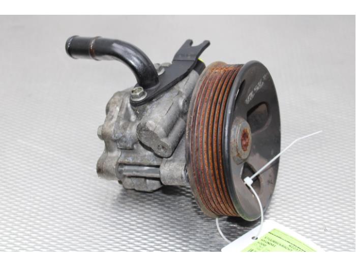 Begagnade Servostyrningspump Hyundai H-300 2.5 CRDi Pris € 60,00 Marginaltabell erbjuds av Gebr Opdam B.V.