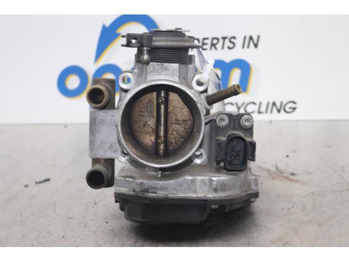 Usagé Boitier papillon Volkswagen Passat (3B2) 1.8 20V Prix € 51,00 Règlement à la marge proposé par Gebr Opdam B.V.
